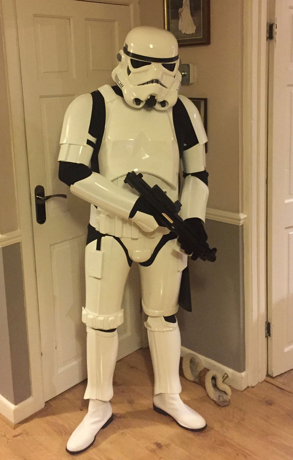 Jedi-Robe.com Wayne Star Wars Stormtrooper Replica Armour Review