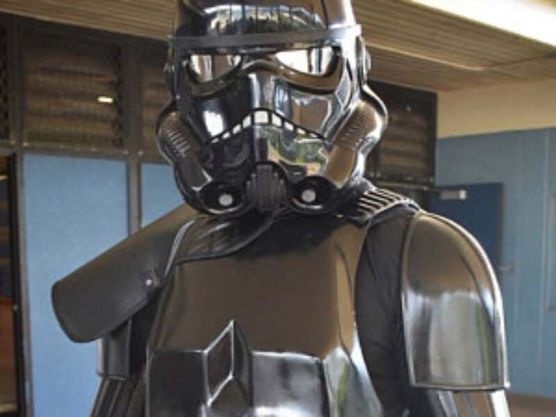Stormtrooper Pauldron review from Danny